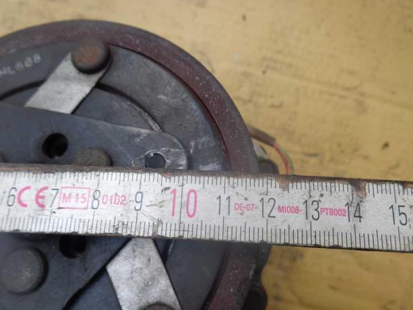 COMPRESSEUR DE CLIMATISATION CITROEN/PEUGEOT - Vue 3